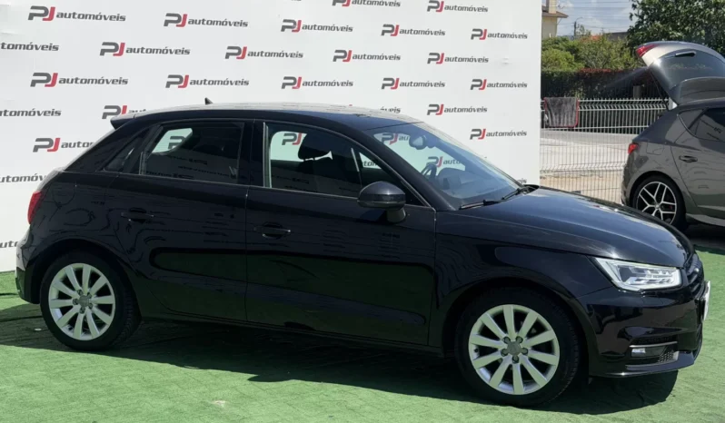 
								Audi A1 Sportback full									