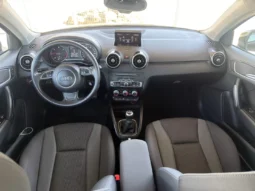 
										Audi A1 Sportback full									
