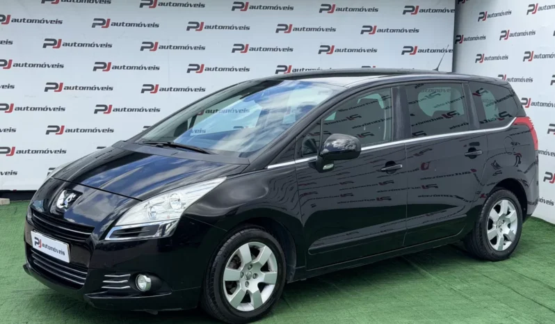 
								Peugeot 5008 full									