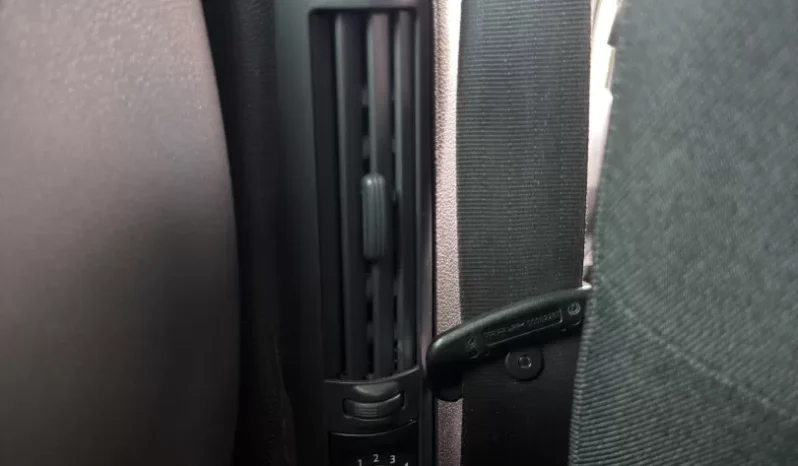 
								Peugeot 5008 full									