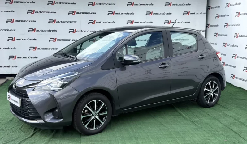 
								Toyota Yaris full									