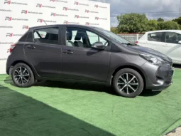 
										Toyota Yaris full									