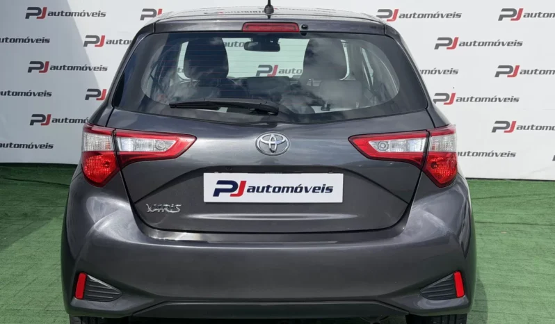 
								Toyota Yaris full									