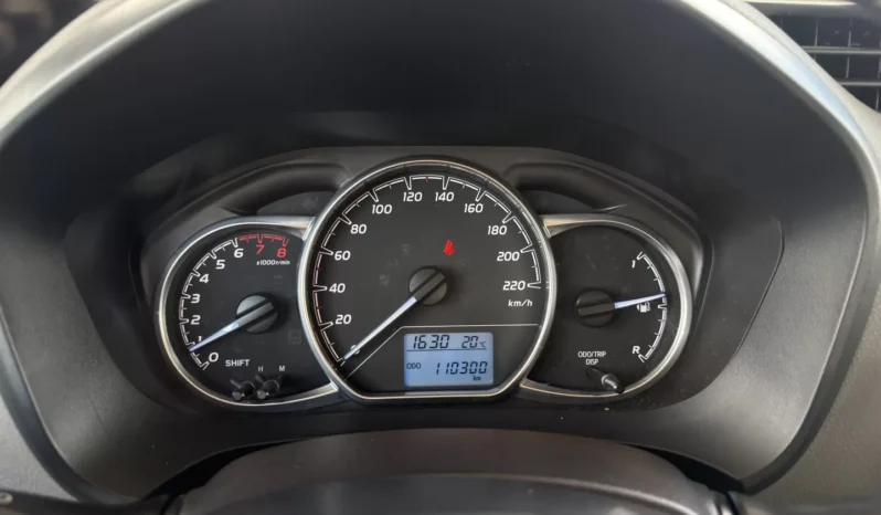 
								Toyota Yaris full									