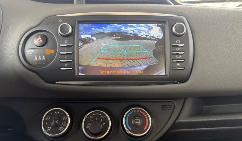 
								Toyota Yaris full									