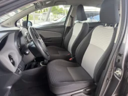 
										Toyota Yaris full									