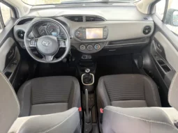 
										Toyota Yaris full									