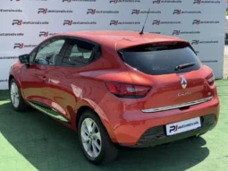 
										Renault Clio full									