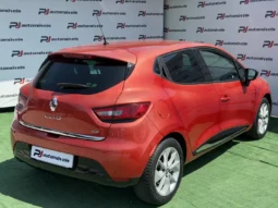 
										Renault Clio full									