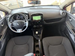 
										Renault Clio full									