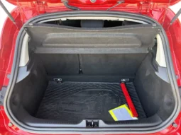 
										Renault Clio full									