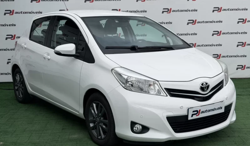 
								Toyota Yaris full									