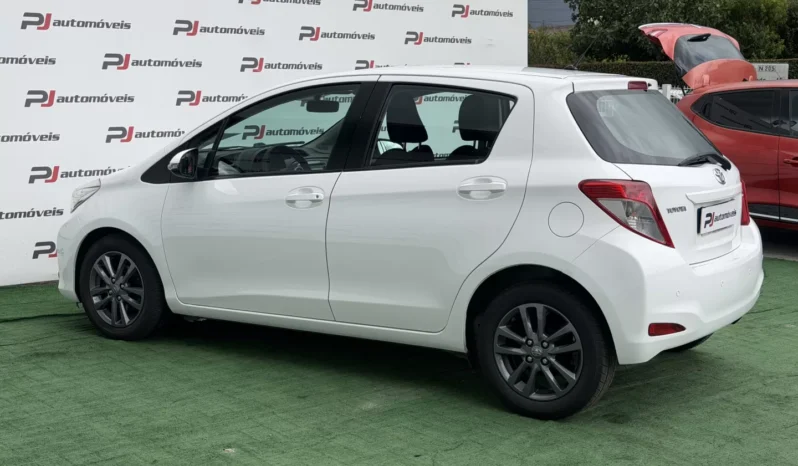 
								Toyota Yaris full									
