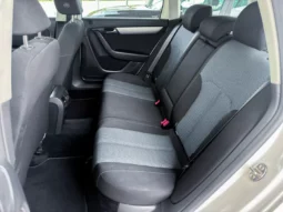 
										VW Passat Variant full									