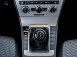 
										VW Passat Variant full									