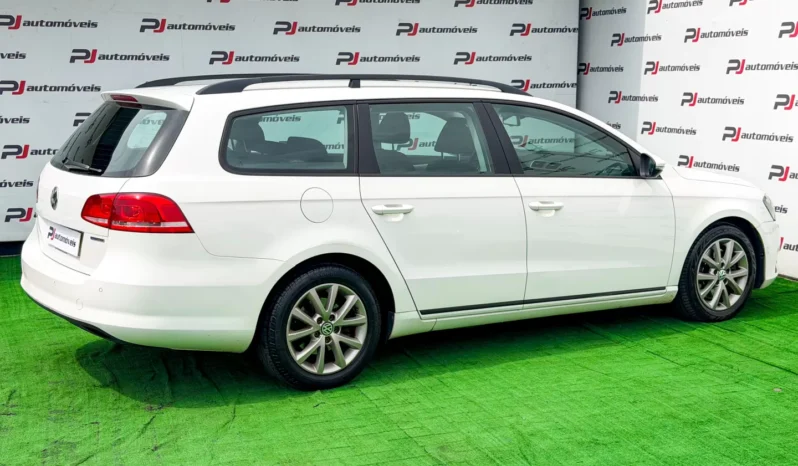 
								VW Passat Variant full									