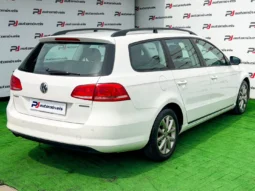 
										VW Passat Variant full									