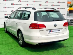
										VW Passat Variant full									