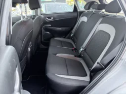 
										Hyundai Kauai full									