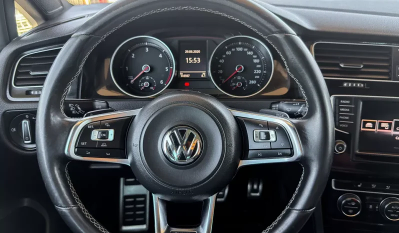 
								VW Golf full									