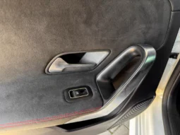 
										Mercedes-Benz A 180 full									