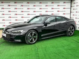 
										Audi e-tron GT full									