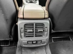 
										Audi e-tron GT full									