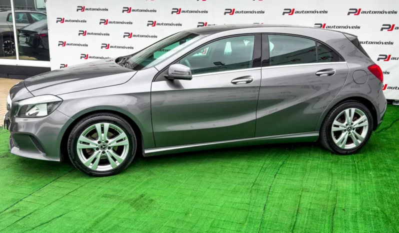 
								Mercedes-Benz A 180 full									