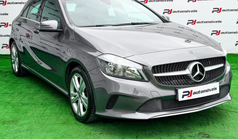 
								Mercedes-Benz A 180 full									