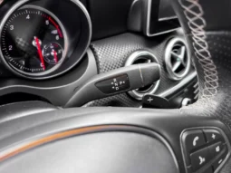
										Mercedes-Benz A 180 full									