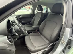 
										Audi A1 Sportback full									