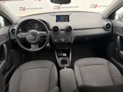 
										Audi A1 Sportback full									