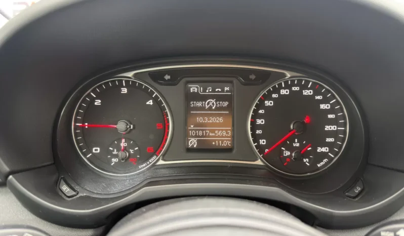 
								Audi A1 Sportback full									