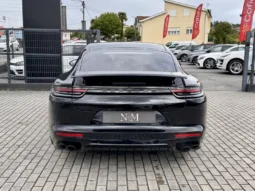 
										Porsche Panamera 4 E-Hybrid full									