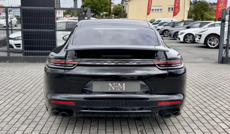 
								Porsche Panamera 4 E-Hybrid full									