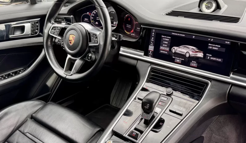 
								Porsche Panamera 4 E-Hybrid full									