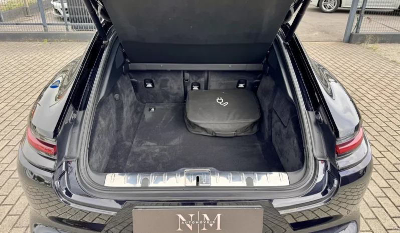 
								Porsche Panamera 4 E-Hybrid full									
