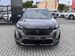 
										Peugeot 2008 1.2 PureTech Allure full									