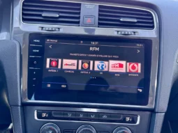 
										VW e-Golf Standard full									