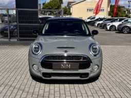 
										MINI 3 Portas Cooper SD Auto full									