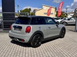 
										MINI 3 Portas Cooper SD Auto full									