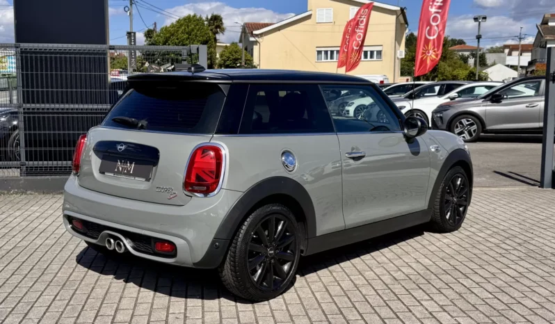 
								MINI 3 Portas Cooper SD Auto full									
