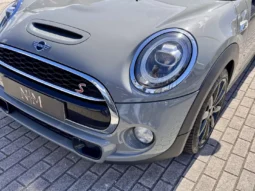 
										MINI 3 Portas Cooper SD Auto full									