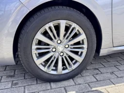 
										Peugeot 208 1.2 PureTech Signature full									