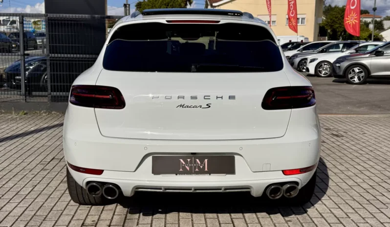 
								Porsche Macan S full									