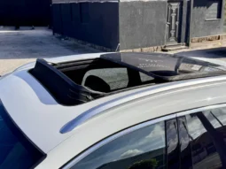 
										Porsche Macan S full									