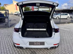 
										Porsche Macan S full									
