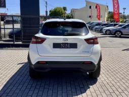 
										Nissan Juke 1.0 DIG-T Tekna full									