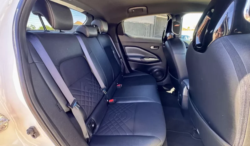 
								Nissan Juke 1.0 DIG-T Tekna full									