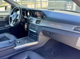 
										Mercedes-Benz E 250 BlueTEC Avantgarde Auto. full									